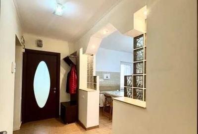 Apartament cu 3 camere semidecomandat în Rahova - 5