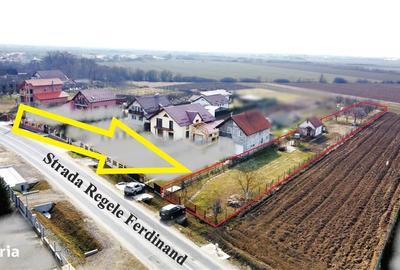 Casă cu 2 camere în Micro 17