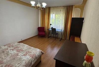 Apartament cu 2 camere decomandat, mobilat în Nicolina