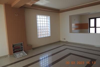 Casă cu 5 camere cu Teren 389.82998657227 Mp în Exterior Est - 3