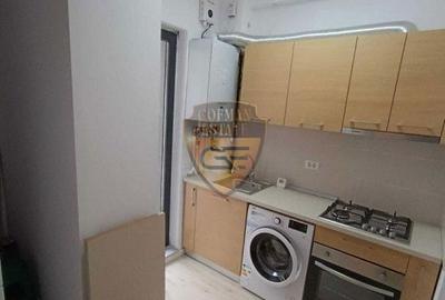 Apartament cu 2 camere decomandat în Km 4 - 2
