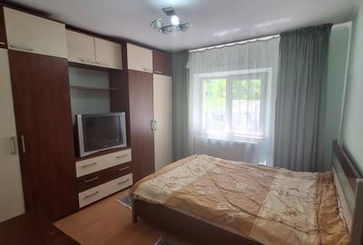 Apartament cu 2 camere decomandat în Piața Centrală - 4