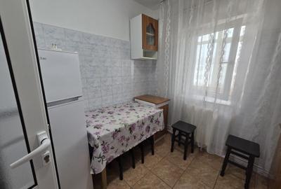Apartament cu 3 camere decomandat în Dacia - 11