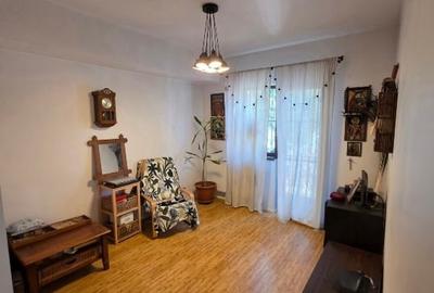 Casă individuală cu 5 camere cu Teren 240 Mp în Tei - 9