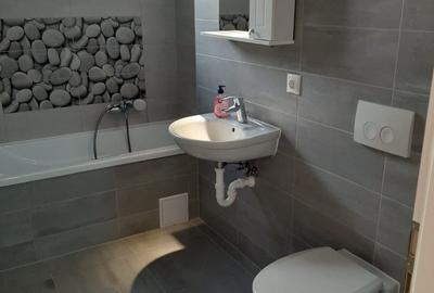 Apartament cu 2 camere decomandat în Poiana Mărului - 2