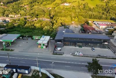 Spațiu comercial, de 550 mp, în Petros