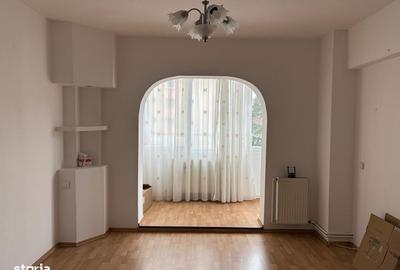 Apartament cu 2 camere decomandat în Griviței