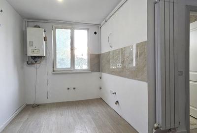 Apartament cu 2 camere decomandat în Mărăței