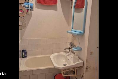 Garsonieră decomandată în Astra