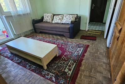 Apartament cu 2 camere semidecomandat în Exterior Vest
