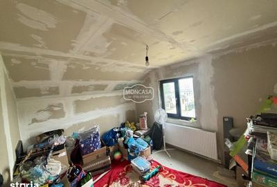 Casă cu 5 camere cu Teren 960 Mp în Central - 5
