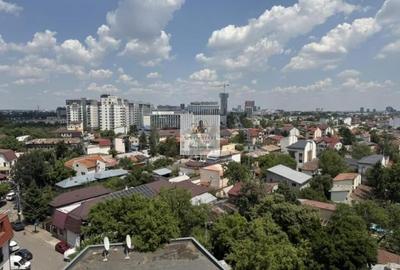Apartament cu 3 camere în 1 Mai - 1