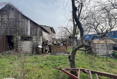 Spațiu comercial, de 1,300 mp, în Central
