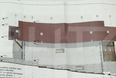 Casă cu 5 camere cu Teren 2000 Mp în Central - 1