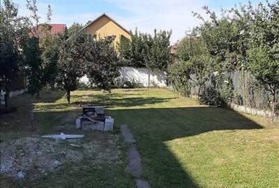 Casă cu 7 camere cu Canalizare în Calea Aradului
