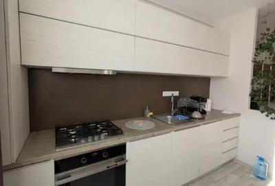 Apartament cu 3 camere semidecomandat în Florești - 13