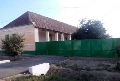 Casă cu Teren 2600 Mp în Tomnatic - 2