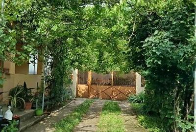 Casă cu 4 camere cu Teren 450 Mp în Ciolpani