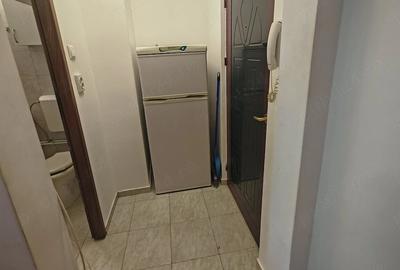 Garsonieră semidecomandată în Badea Cârțan