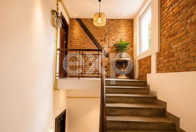Apartament cu 3 camere decomandat, mobilat în Schei - 6