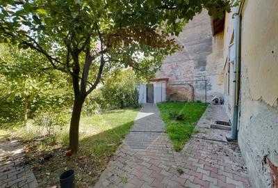 Casă individuală cu 6 camere cu Teren 365 Mp în Elisabetin - 1