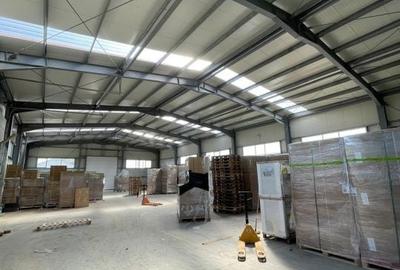 Spațiu comercial, de 595 mp, în Central