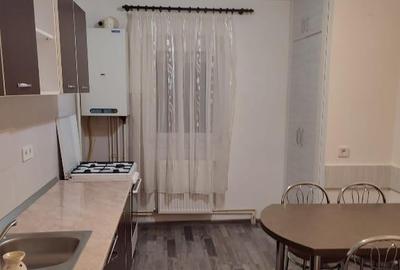 Apartament cu 2 camere decomandat în Aradului
