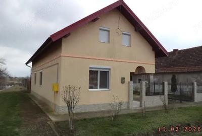 Casă cu Teren 1756 Mp în Vest - 6