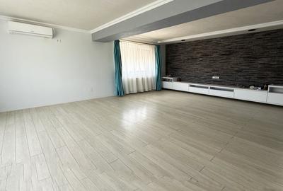 Duplex cu 7 camere cu Canalizare în Cumpăna - 2