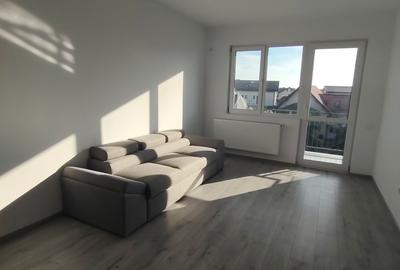 Apartament cu 3 camere semidecomandat în Fundeni - 5