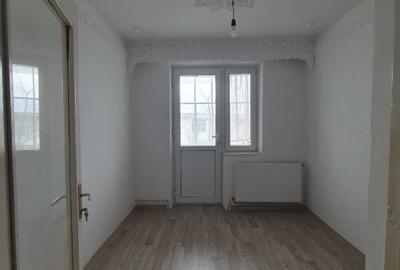 Apartament cu 3 camere decomandat în Central - 4