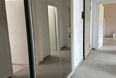 Apartament cu 2 camere decomandat în Apărătorii Patriei