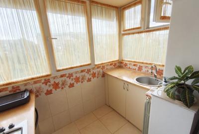 Apartament cu 3 camere decomandat în Central - 2
