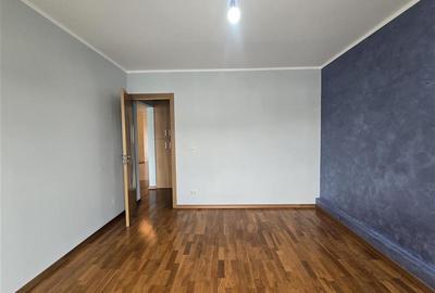 Apartament cu 3 camere decomandat în Nord