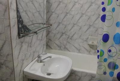Apartament cu 2 camere semidecomandat în Micro 3