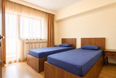 Apartament cu 4 camere decomandat în Trocadero - 3