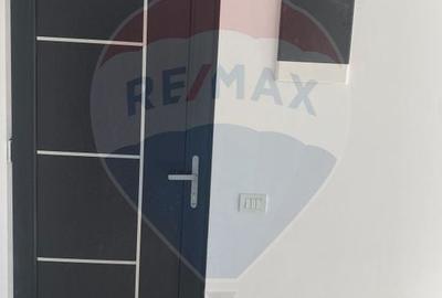 Duplex cu 4 camere cu Teren 134 Mp în Central - 19