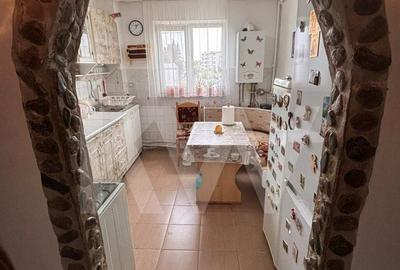 Apartament cu 3 camere în Central - 13