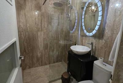 Casă cu 2 camere în Central