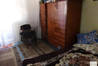 Apartament cu 3 camere semidecomandat, mobilat în Tătărași - 1