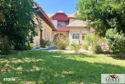 Casă cu 4 camere în Central