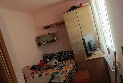 Garsonieră decomandată, mobilată în Complex Studențesc