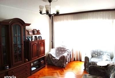 Apartament cu 4 camere decomandat în Micălaca - 1