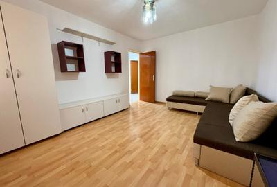 Apartament cu 2 camere decomandat în Eroii Revoluției