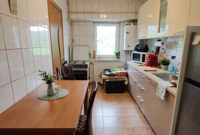 Apartament cu 2 camere decomandat, mobilat în Iris - 4