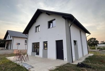 Casă cu 4 camere în Aghireș - 6