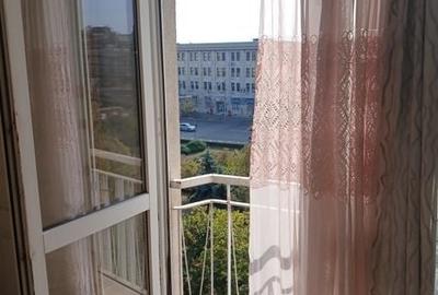 Apartament cu 2 camere semidecomandat în Ultracentral