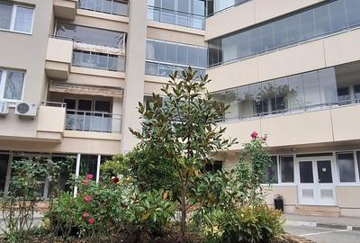 Apartament cu 2 camere decomandat în Eroii Revoluției