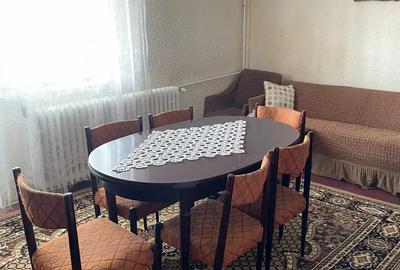 Apartament cu 4 camere decomandat în Central - 2