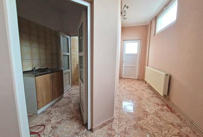 Casă individuală cu 4 camere cu Canalizare în Industriilor - 2